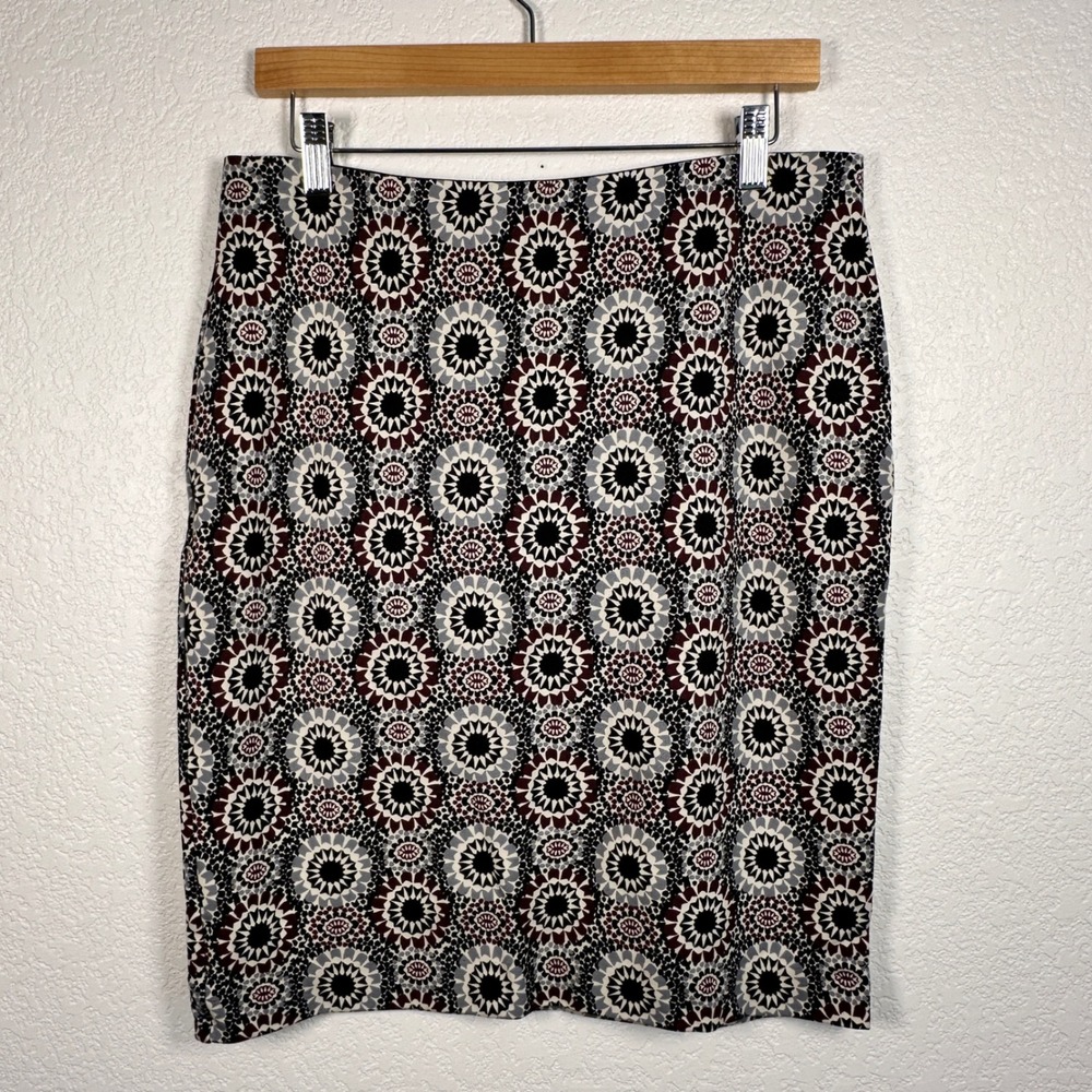 Ann Taylor Geometric Print Pencil Skirt Burgundy Black‎ Gray Size 10